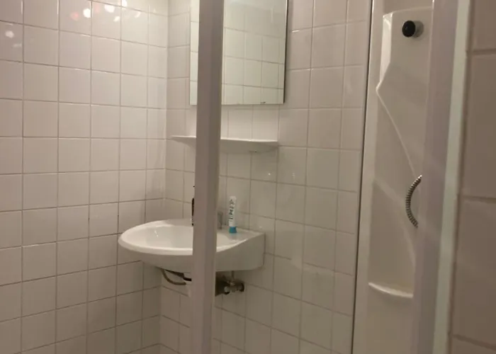 Arty Guest Apartment *